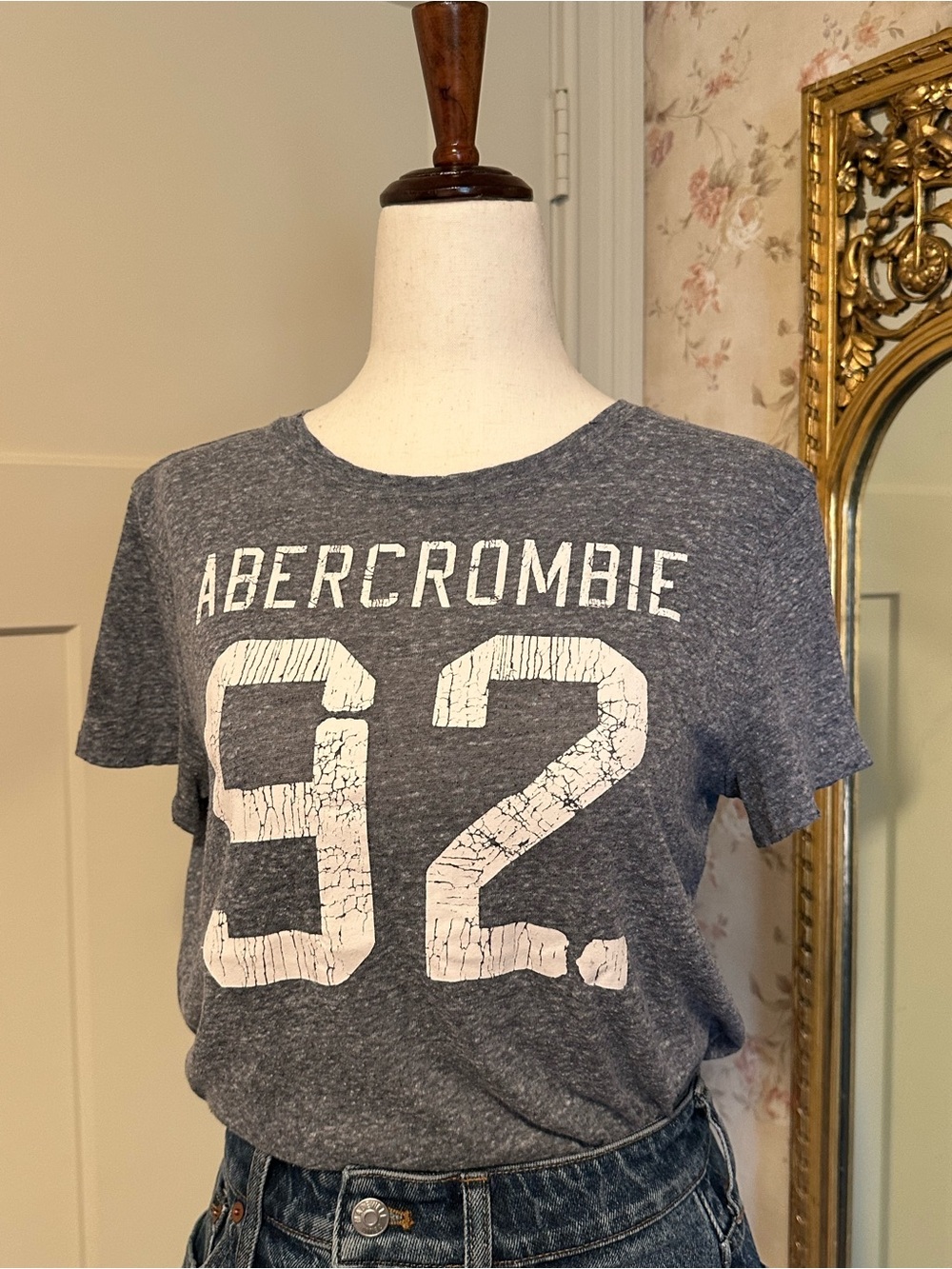 Abercrombie & Fitch Graphic Tee M | Distressed Soft Blue Vintage Style